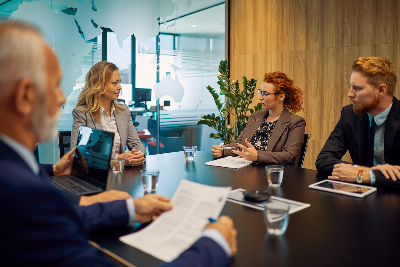 Specialistische juridische ondersteuning bij vennootschapsrecht en bedrijfsoprichting